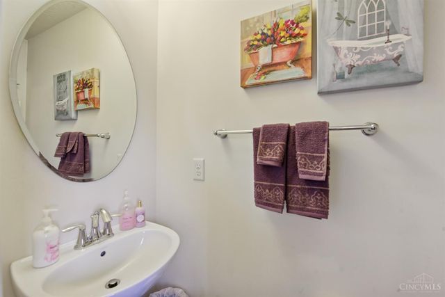 7970 Valley Crossing Drive, Colerain Twp, OH 45247