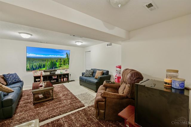 7970 Valley Crossing Drive, Colerain Twp, OH 45247