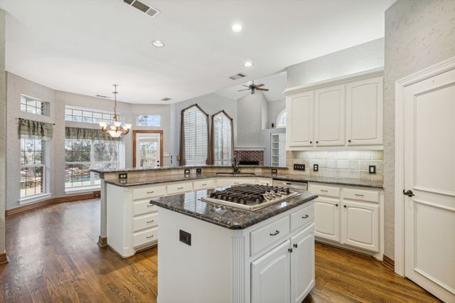 5004 Seville Lane, Flower Mound, TX 75028