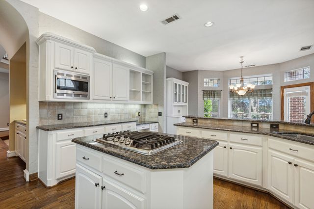 5004 Seville Lane, Flower Mound, TX 75028