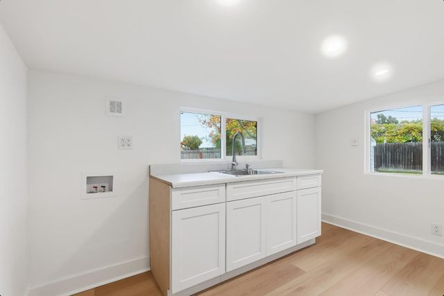 110 Fargo Way, Folsom, CA 95630