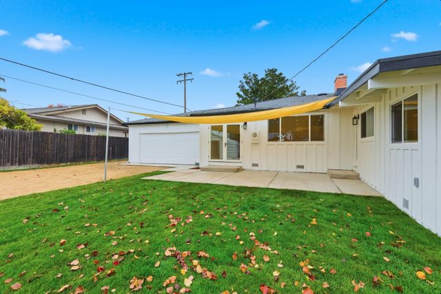 110 Fargo Way, Folsom, CA 95630