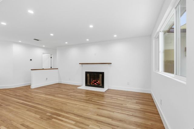 110 Fargo Way, Folsom, CA 95630