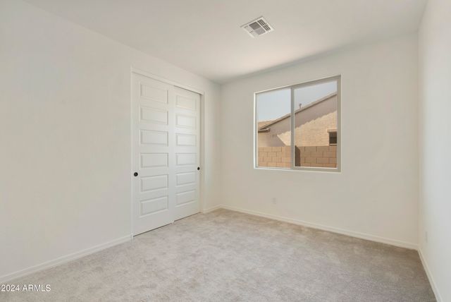 15656 W MERCER Lane, Surprise, AZ 85379