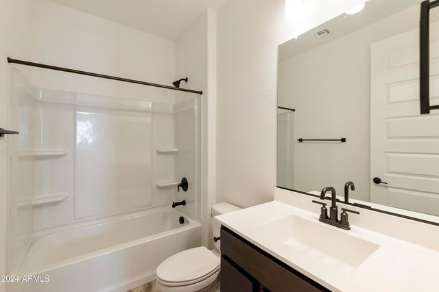 15656 W MERCER Lane, Surprise, AZ 85379