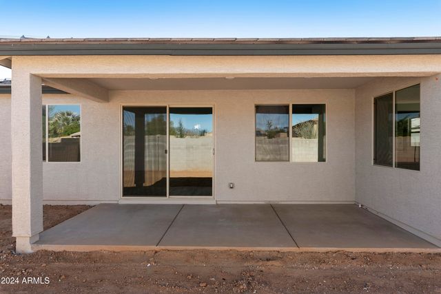 15656 W MERCER Lane, Surprise, AZ 85379