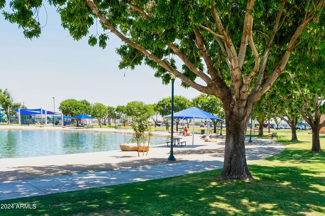 15656 W MERCER Lane, Surprise, AZ 85379