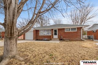 3230 N 66th Street, Lincoln, NE 68507