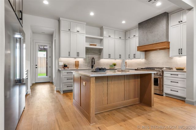 237 E 35th Place, Tulsa, OK 74105