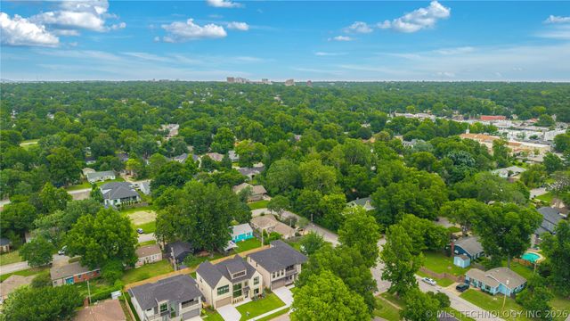 237 E 35th Place, Tulsa, OK 74105