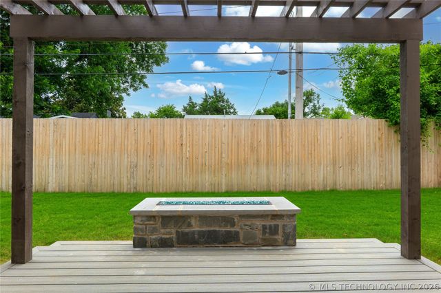 237 E 35th Place, Tulsa, OK 74105