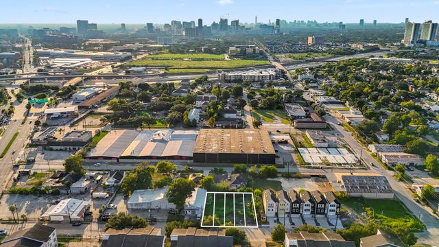 6336 Del Rio Street, Houston, TX 77021