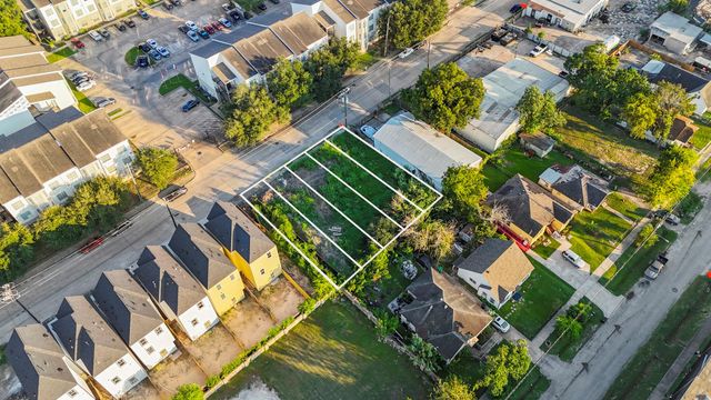 6336 Del Rio Street, Houston, TX 77021