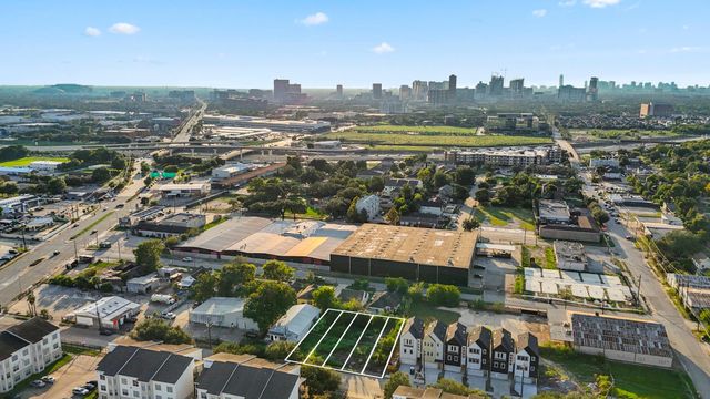 6336 Del Rio Street, Houston, TX 77021