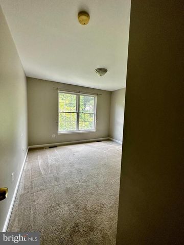 2009 COAST GUARD DR, Stafford, VA 22554