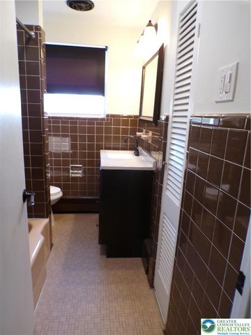 2440 West Livingston Street, Allentown City, PA 18104