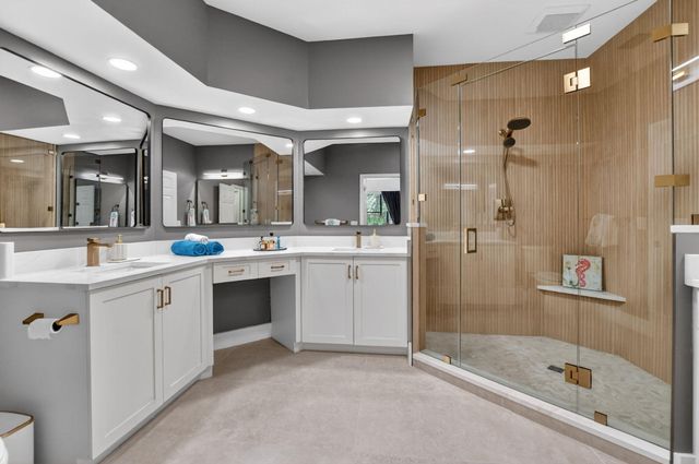 5801 Coach House Circle E, Boca Raton, FL 33486