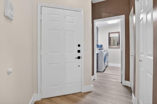 5801 Coach House Circle E, Boca Raton, FL 33486