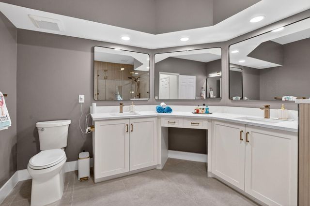 5801 Coach House Circle E, Boca Raton, FL 33486