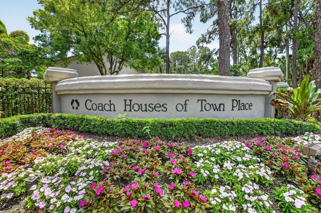 5801 Coach House Circle E, Boca Raton, FL 33486