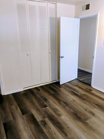 10416 Stovall Court NE, Albuquerque, NM 87112