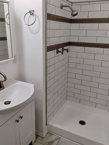 10416 Stovall Court NE, Albuquerque, NM 87112