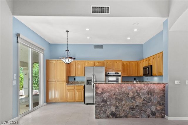 1898 Desert Forest Way, Henderson, NV 89012