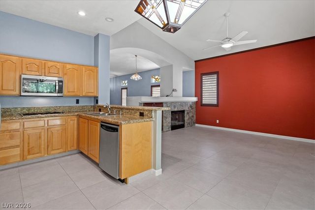 1898 Desert Forest Way, Henderson, NV 89012