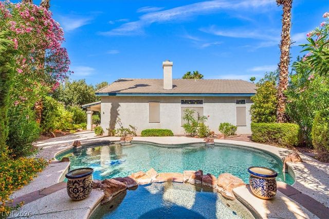 1898 Desert Forest Way, Henderson, NV 89012