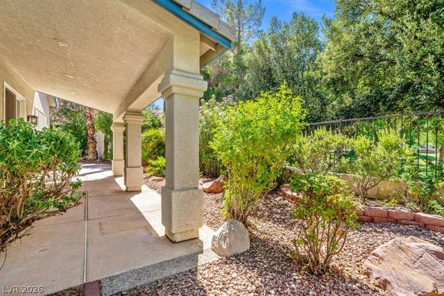 1898 Desert Forest Way, Henderson, NV 89012