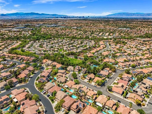 1898 Desert Forest Way, Henderson, NV 89012