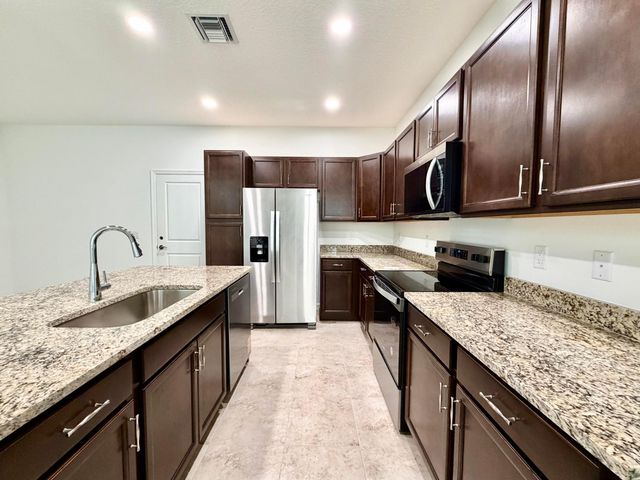 4093 South Longwood Lake Square, Westlake, FL 33470