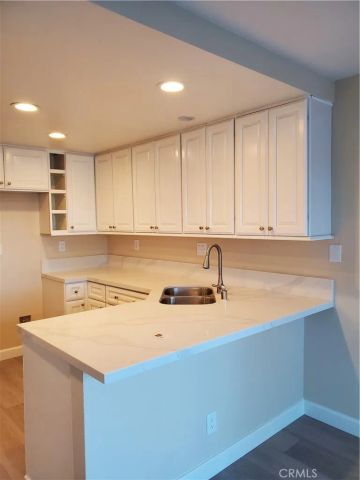 95 Stanford Court 60, Irvine, CA 92612