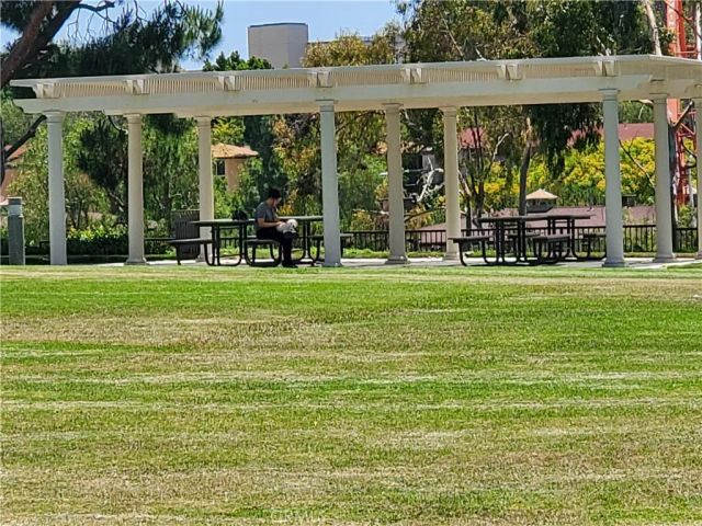 95 Stanford Court 60, Irvine, CA 92612