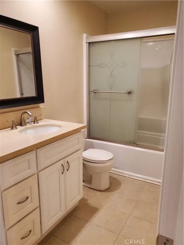 95 Stanford Court 60, Irvine, CA 92612