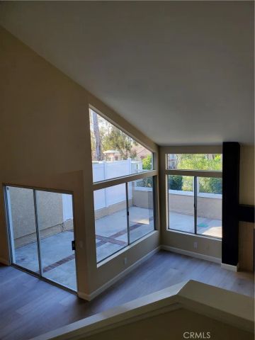 95 Stanford Court 60, Irvine, CA 92612
