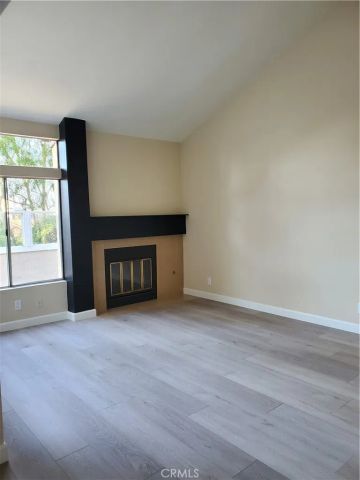 95 Stanford Court 60, Irvine, CA 92612