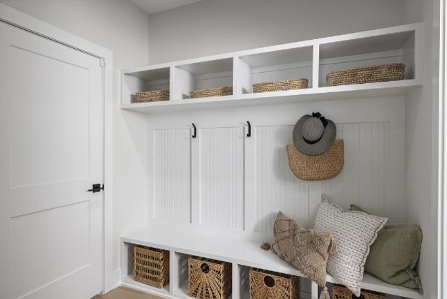 448 Tomlinson Pointe Dr, Mount Juliet, TN 37122