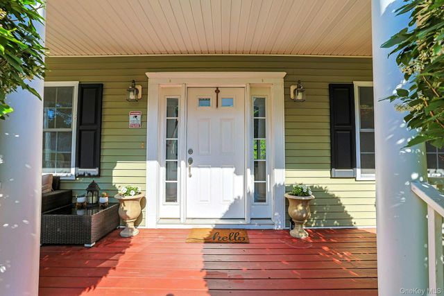 288 Lafayette Avenue, Cortlandt Manor, NY 10567