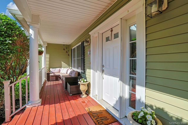 288 Lafayette Avenue, Cortlandt Manor, NY 10567