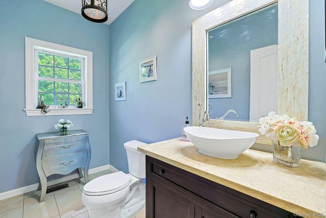 288 Lafayette Avenue, Cortlandt Manor, NY 10567