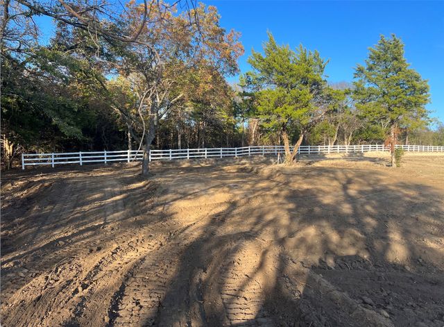 738 Campground Road, Sherman, TX 75090