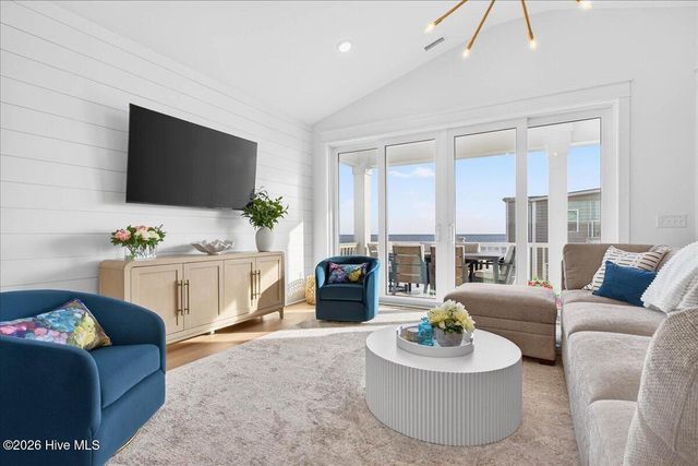 290 Mccray Street, Supply, NC 28462