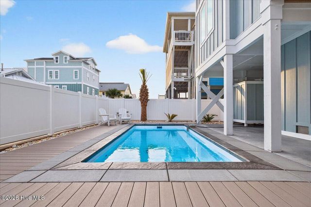 290 Mccray Street, Supply, NC 28462