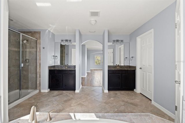 5586 ANGELONIA TERRACE, Land O Lakes, FL 34639