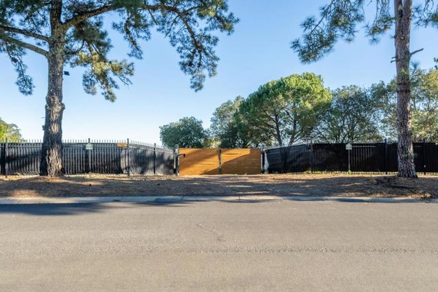 12167 Saddle Road, Carmel Valley, CA 93924