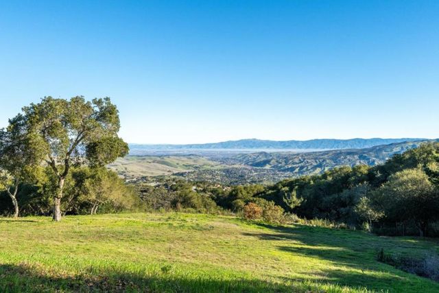 12167 Saddle Road, Carmel Valley, CA 93924