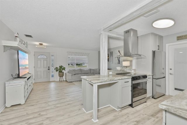 1739 COCO PALM CIRCLE, Sun City Center, FL 33573