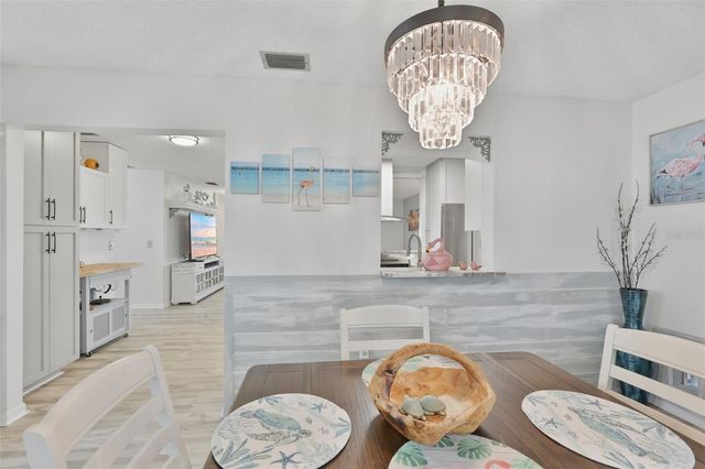 1739 COCO PALM CIRCLE, Sun City Center, FL 33573