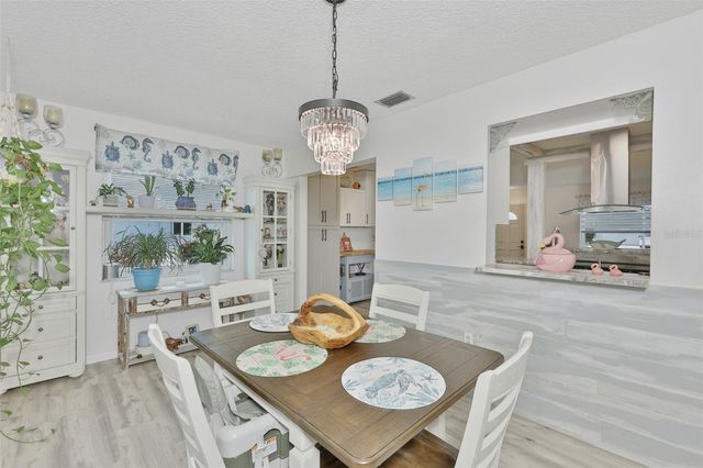 1739 COCO PALM CIRCLE, Sun City Center, FL 33573